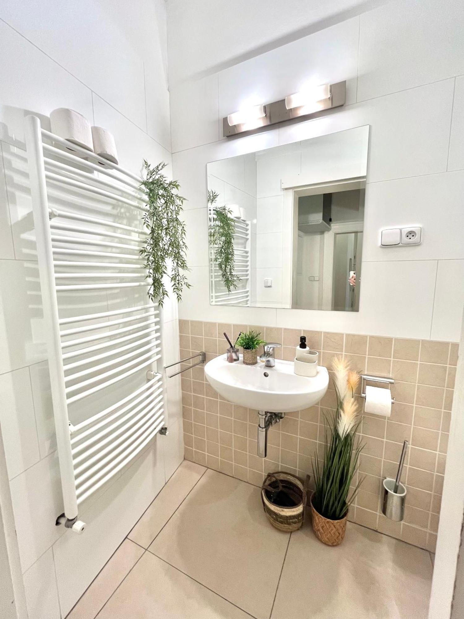 Apartment Mia - Old Town, Ac Bratislava Luaran gambar